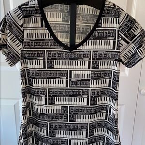 NWOT LuLaRoe Christy T “Keyboards”